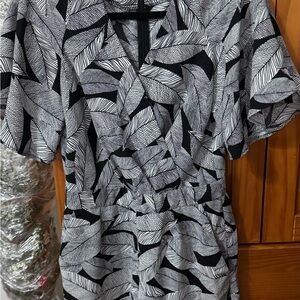 LOFT Monochrome Leaf Pattern Dress
